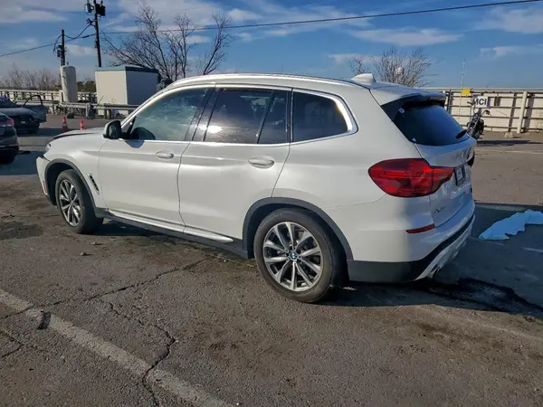 5UXTR9C53KLP86049 2019 BMW X3 - Image 2