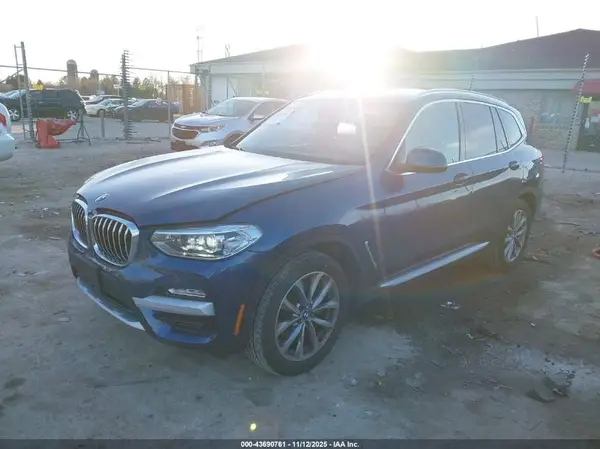5UXTR9C53KLP94264 2019 BMW X3 - Image 2