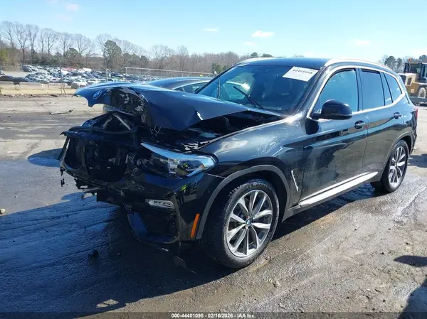 5UXTR9C53KLP95592 2019 BMW X3 - Image 2
