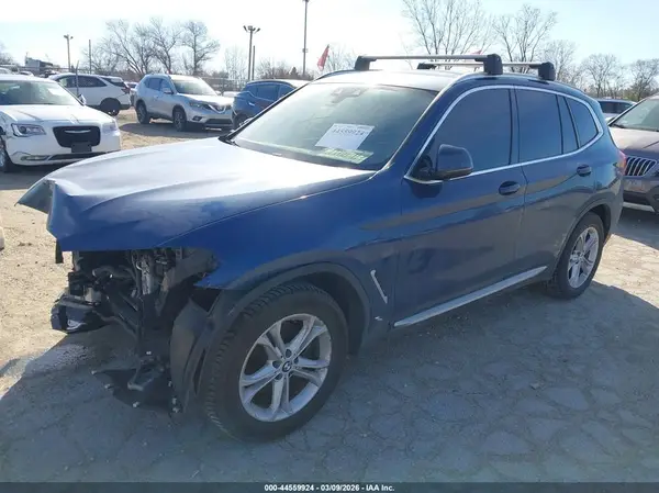 5UXTR9C53KLR06819 2019 BMW X3 - Image 2