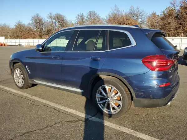 5UXTR9C53KLR07968 2019 BMW X3 - Image 2