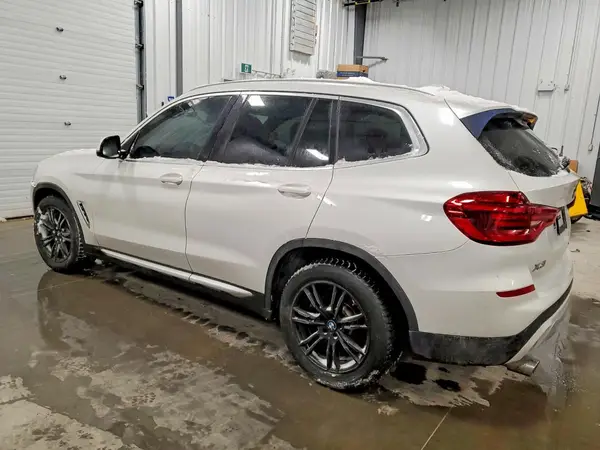 5UXTR9C53KLR10501 2019 BMW X3 - Image 2