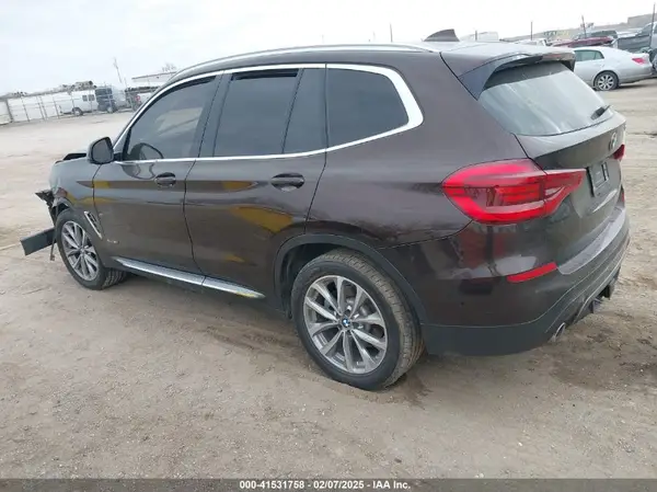 5UXTR9C54JLC69506 2018 BMW X3 - Image 2