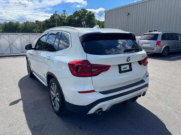5UXTR9C54JLC77153 2018 BMW X3 - Image 2
