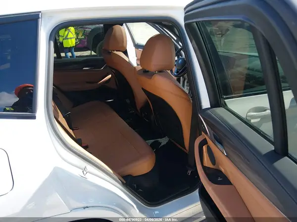 5UXTR9C54JLC78447 2018 BMW X3 - Image 8