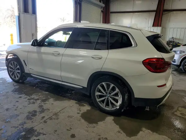 5UXTR9C54JLC83731 2018 BMW X3 - Image 2