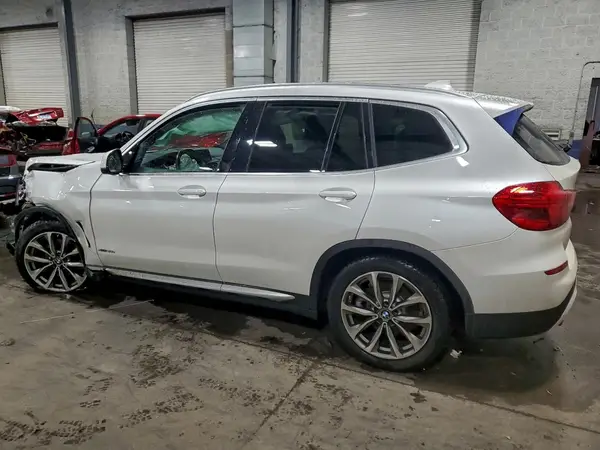 5UXTR9C54JLD64941 2018 BMW X3 - Image 2