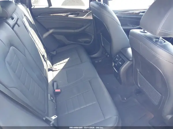 5UXTR9C54JLD72070 2018 BMW X3 - Image 8