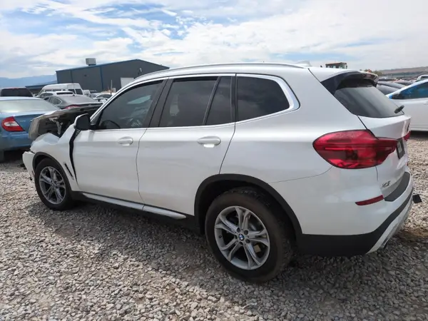 5UXTR9C54JLD72215 2018 BMW X3 - Image 2