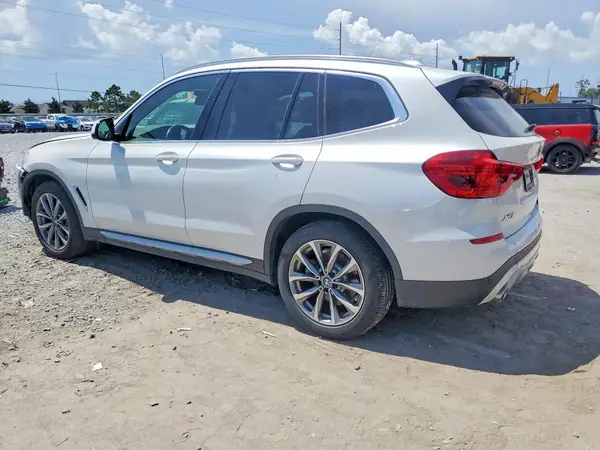 5UXTR9C54KLD98072 2019 BMW X3 - Image 2