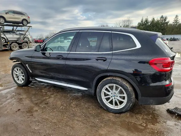 5UXTR9C54KLE13735 2019 BMW X3 - Image 2