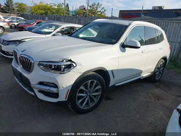 5UXTR9C54KLE15016 2019 BMW X3 - Image 2