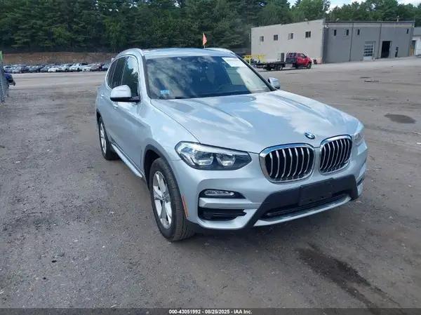 5UXTR9C54KLE15596 2019 BMW X3 - Image 1
