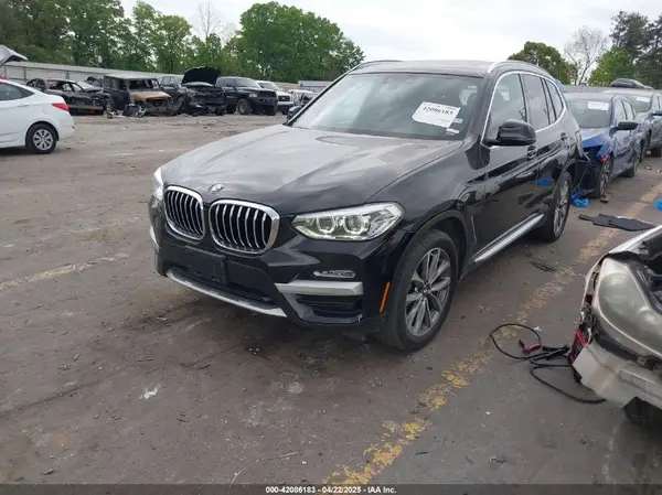 5UXTR9C54KLP80891 2019 BMW X3 - Image 2