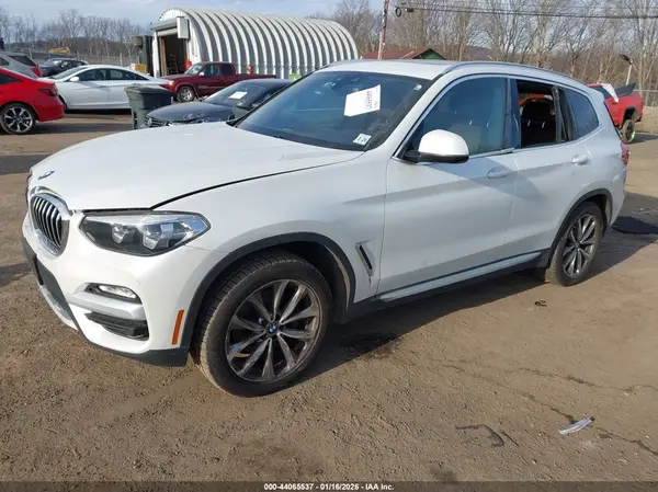 5UXTR9C54KLP84827 2019 BMW X3 - Image 2