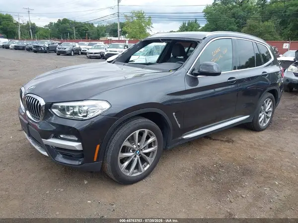 5UXTR9C54KLP89056 2019 BMW X3 - Image 2