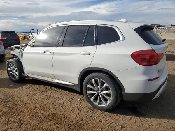 5UXTR9C54KLP91048 2019 BMW X3 - Image 2