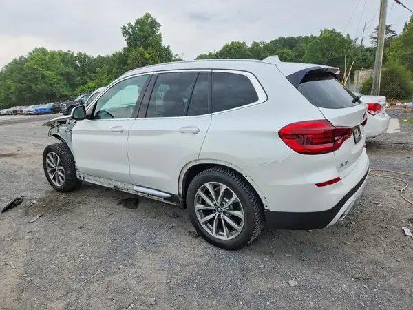 5UXTR9C54KLP93656 2019 BMW X3 - Image 2