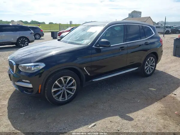 5UXTR9C54KLR03380 2019 BMW X3 - Image 2