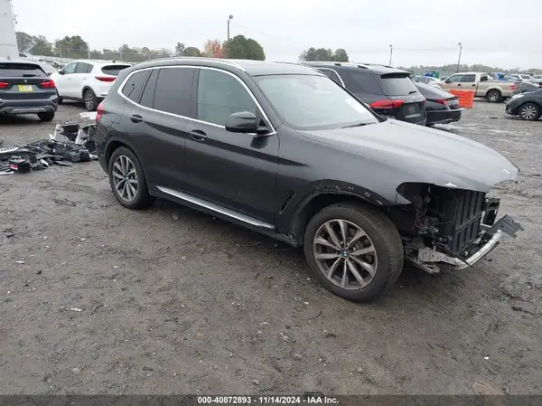 5UXTR9C54KLR03881 2019 BMW X3 - Image 1