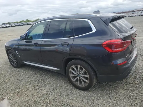 5UXTR9C54KLR07736 2019 BMW X3 - Image 2