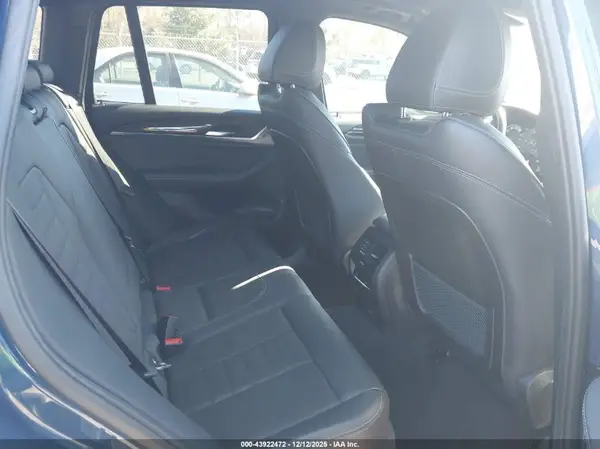 5UXTR9C55JLC68820 2018 BMW X3 - Image 8