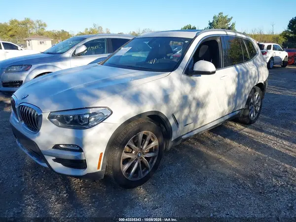 5UXTR9C55JLC69529 2018 BMW X3 - Image 2