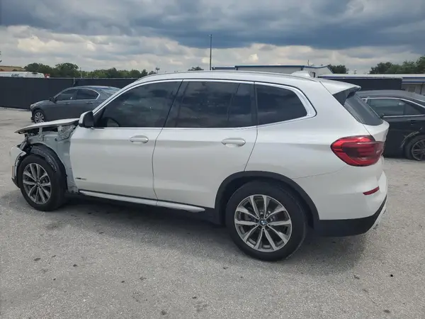 5UXTR9C55JLC69756 2018 BMW X3 - Image 2