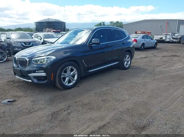 5UXTR9C55JLC74083 2018 BMW X3 - Image 2
