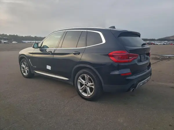 5UXTR9C55JLC76092 2018 BMW X3 - Image 2