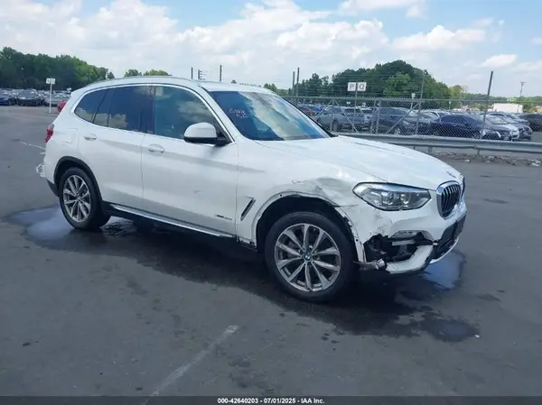 5UXTR9C55JLC77162 2018 BMW X3 - Image 1