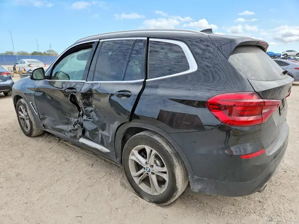 5UXTR9C55JLC77744 2018 BMW X3 - Image 2