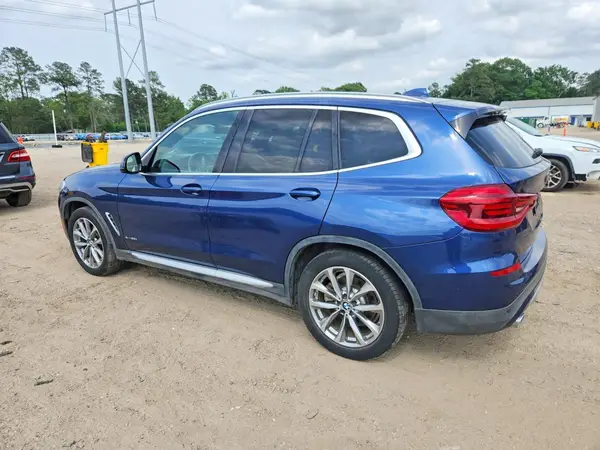 5UXTR9C55JLC77999 2018 BMW X3 - Image 2
