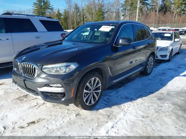 5UXTR9C55JLC81437 2018 BMW X3 - Image 2