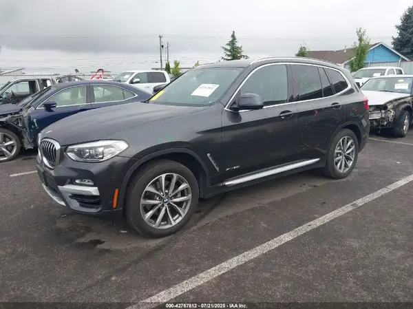 5UXTR9C55JLC81521 2018 BMW X3 - Image 2