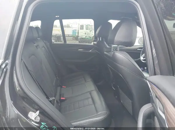 5UXTR9C55JLC81521 2018 BMW X3 - Image 8
