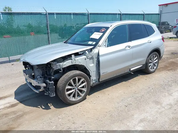 5UXTR9C55JLC83768 2018 BMW X3 - Image 2