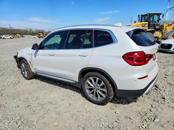 5UXTR9C55JLD57058 2018 BMW X3 - Image 2