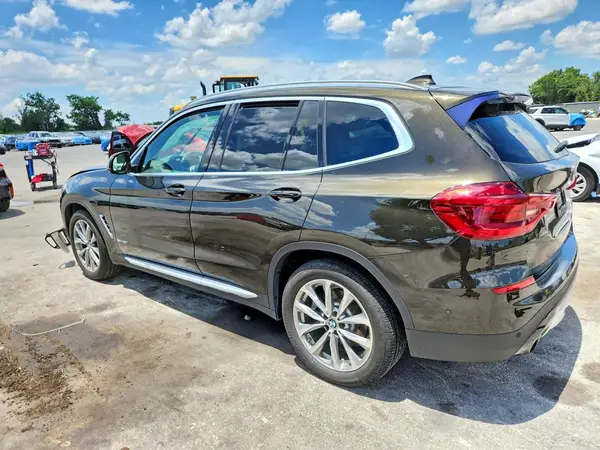 5UXTR9C55JLD57996 2018 BMW X3 - Image 2