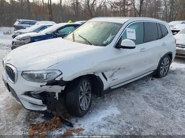 5UXTR9C55JLD58923 2018 BMW X3 - Image 2