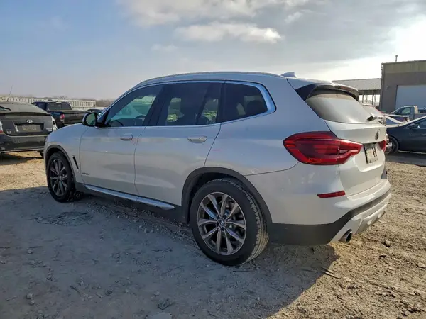 5UXTR9C55JLD62583 2018 BMW X3 - Image 2