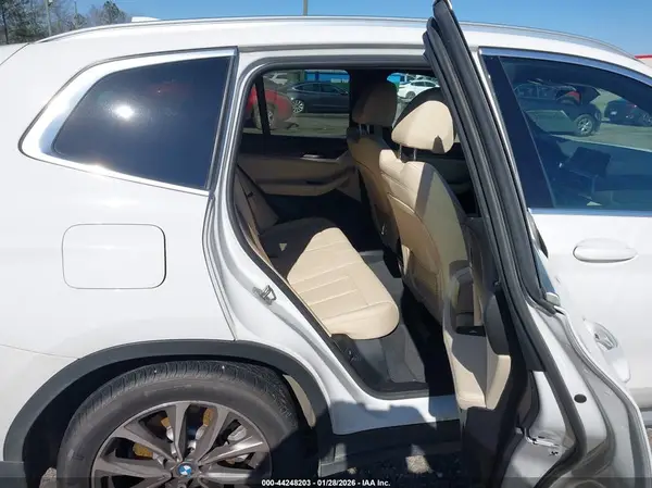 5UXTR9C55JLD66780 2018 BMW X3 - Image 8