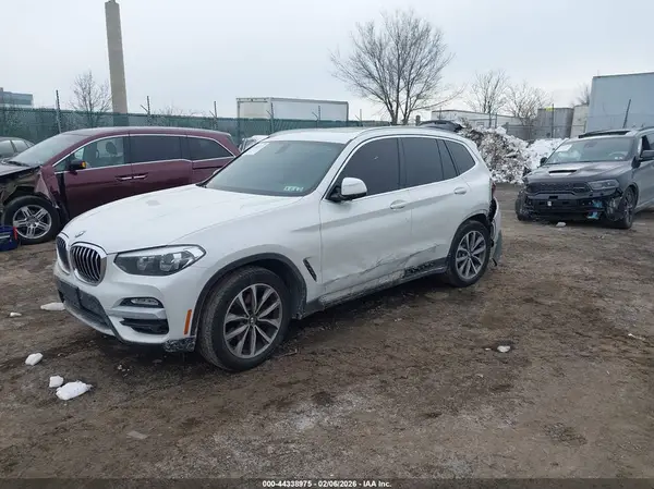 5UXTR9C55JLD68187 2018 BMW X3 - Image 2
