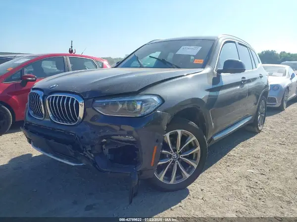 5UXTR9C55KLE12948 2019 BMW X3 - Image 2