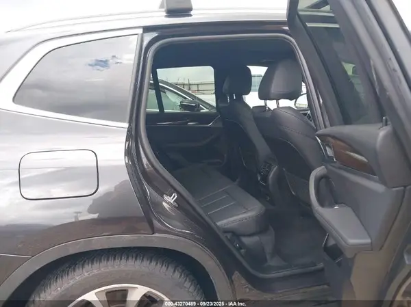 5UXTR9C55KLE15087 2019 BMW X3 - Image 8