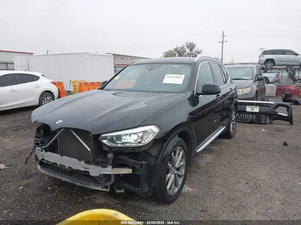 5UXTR9C55KLE15283 2019 BMW X3 - Image 2