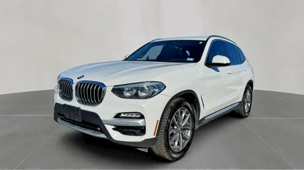 5UXTR9C55KLE17440 2019 BMW X3 - Image 2
