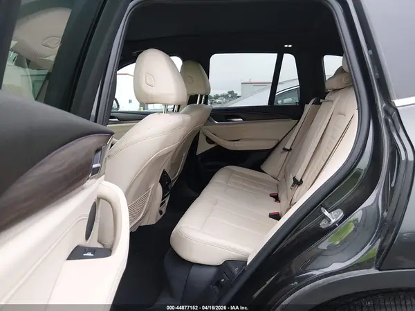5UXTR9C55KLP77871 2019 BMW X3 - Image 8