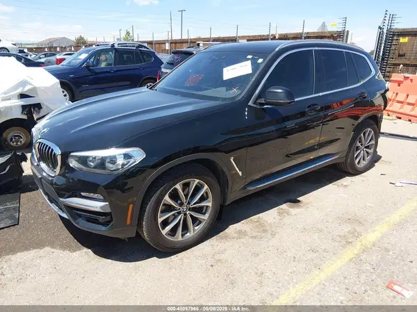5UXTR9C55KLP85310 2019 BMW X3 - Image 2