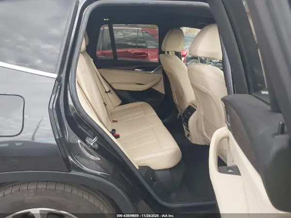 5UXTR9C55KLP85663 2019 BMW X3 - Image 8